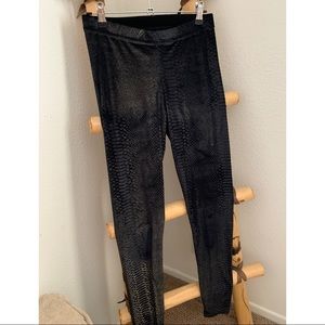 Snakeskin velvet leggings